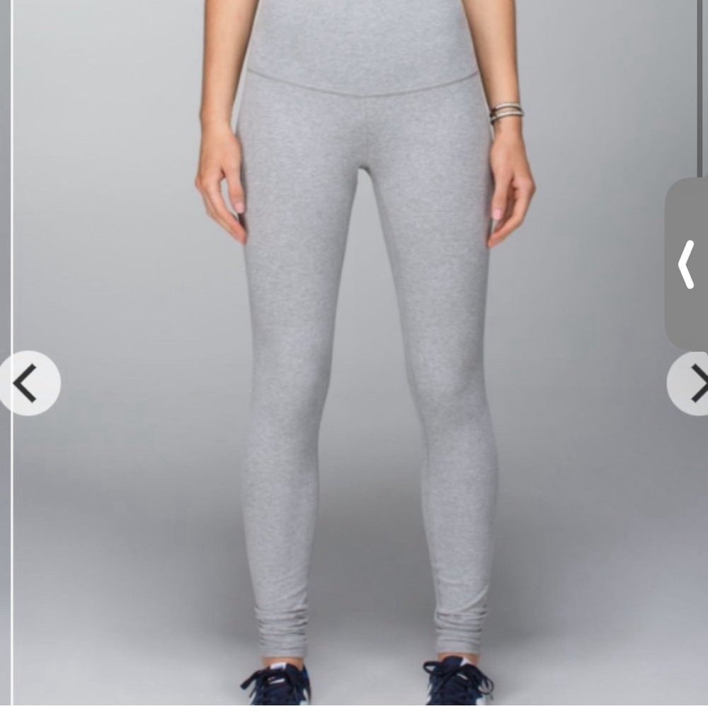 Luluemon gray full length leggings size 4